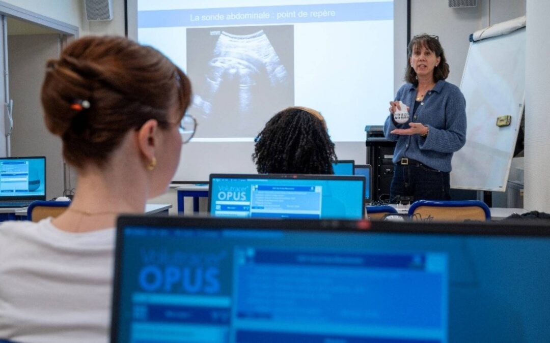 Formation des sages-femmes à l’échographie obstétricale par simulateur haute-fidélité – le projet SIMECHOGYN